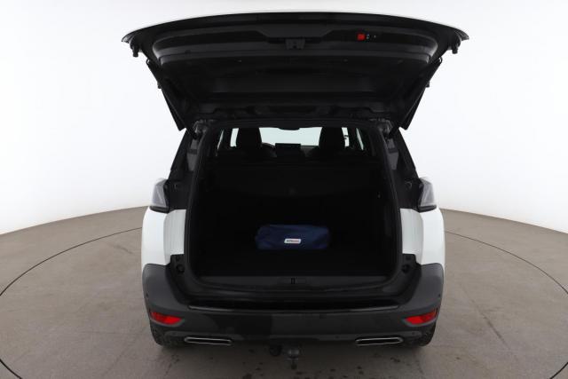 Peugeot 5008 image 9