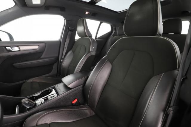 Volvo Xc40 image 7