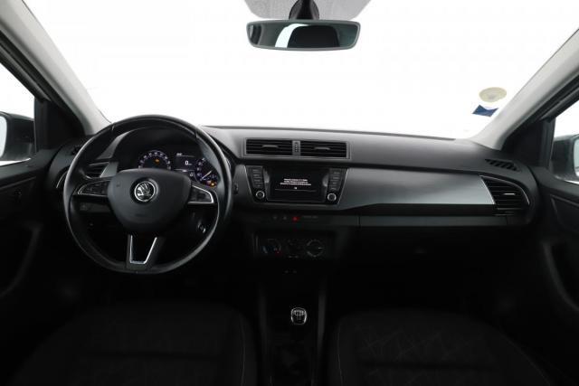 Skoda Fabia image 9