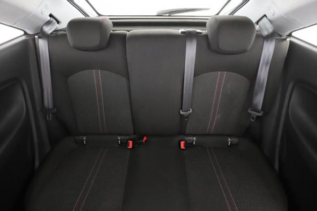Opel Corsa image 7