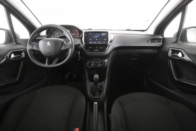 Peugeot 208 image 5