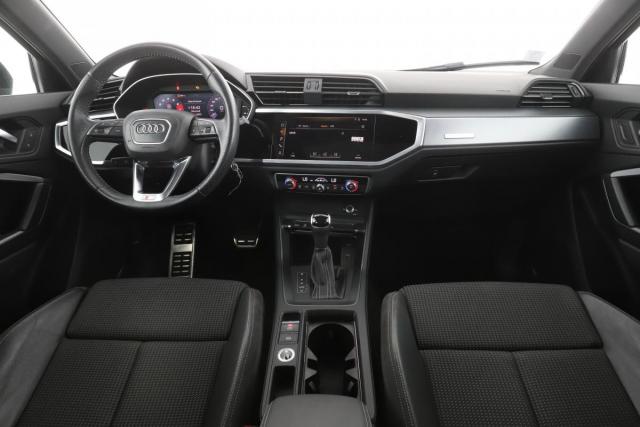 Audi Q3 image 3