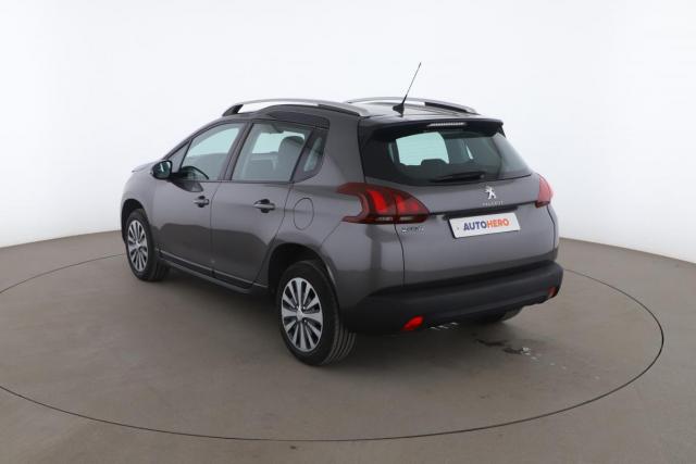 Peugeot 2008 image 3