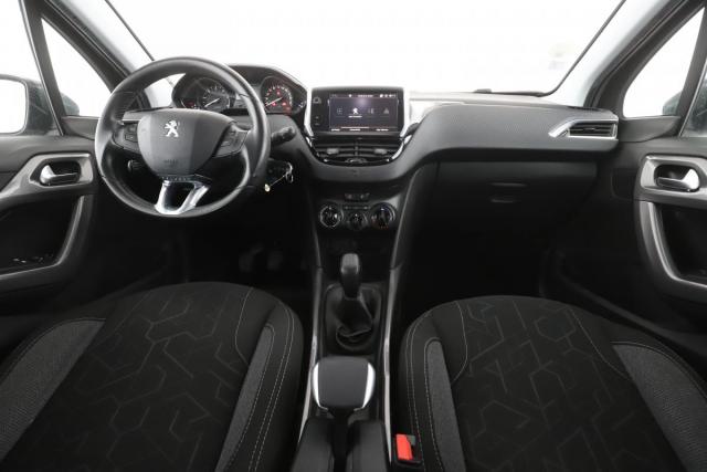 Peugeot 2008 image 5