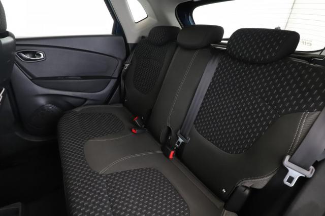 Renault Captur image 2