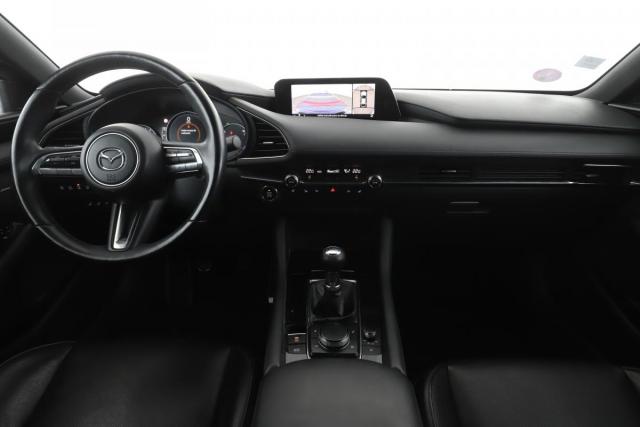 Mazda 3 image 9