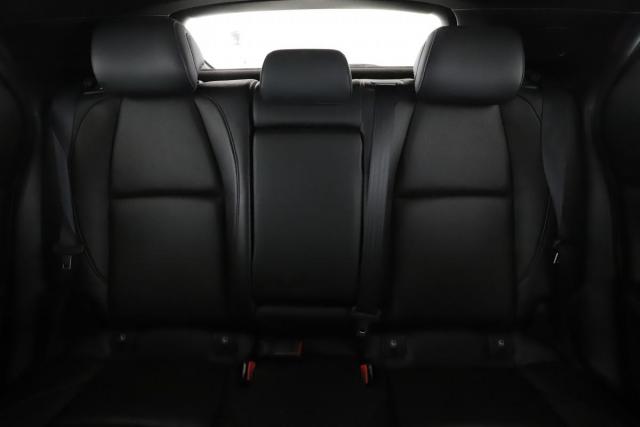 Mazda 3 image 7