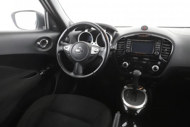 Nissan Juke image 9