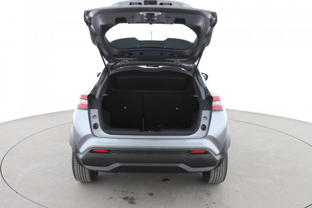 Nissan Juke image 8
