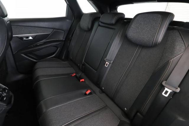 Peugeot 3008 image 1