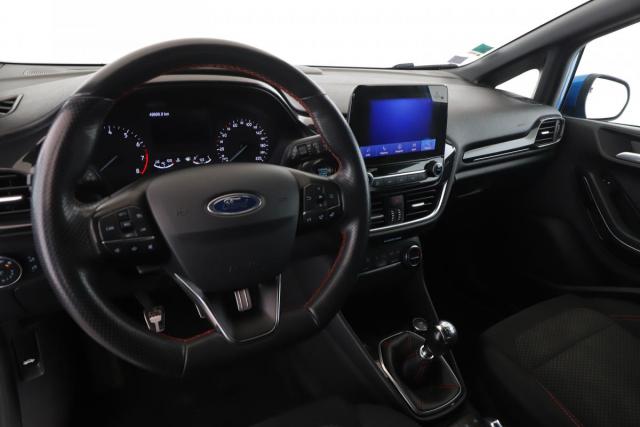 Ford Fiesta image 7