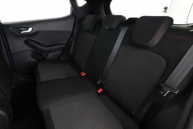 Ford Fiesta image 9