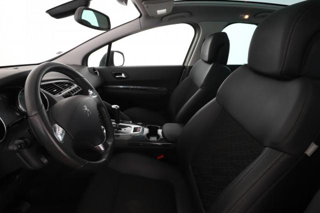 Peugeot 3008 image 1