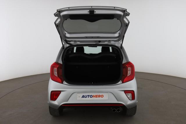 Kia Picanto image 9