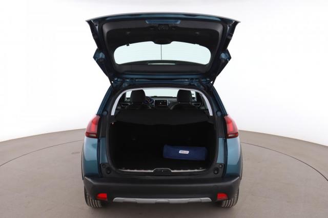 Peugeot 2008 image 2