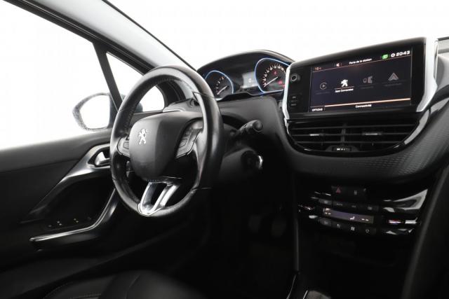 Peugeot 2008 image 6