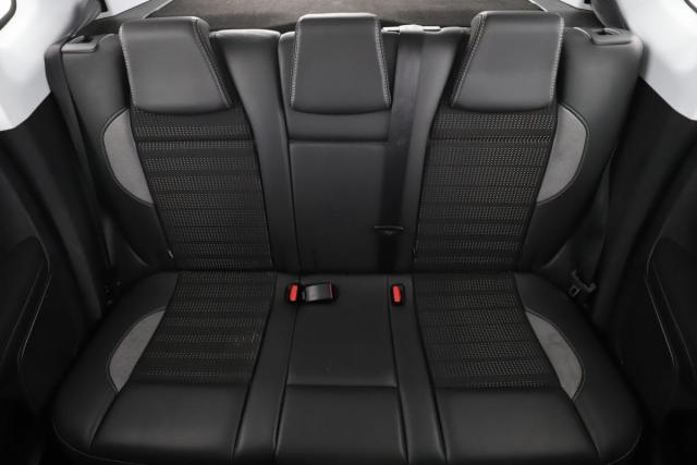 Peugeot 2008 image 7