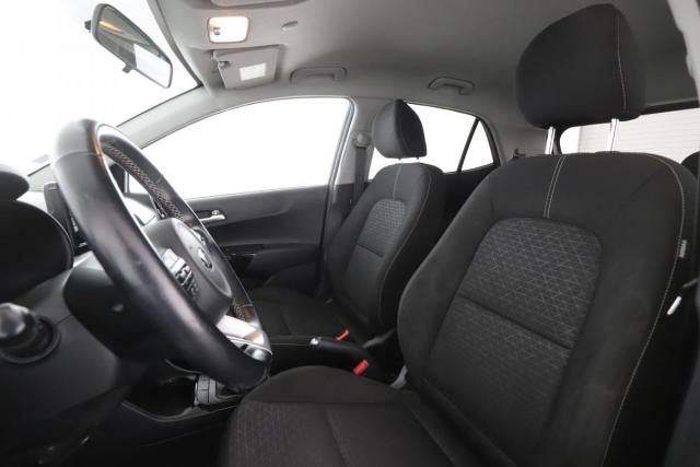 Kia Picanto image 9