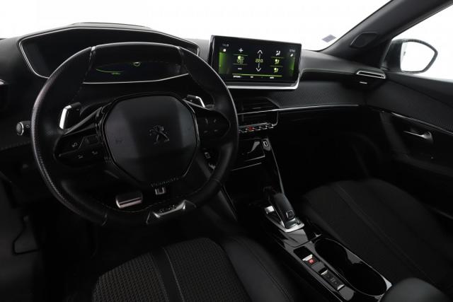 Peugeot 2008 image 7