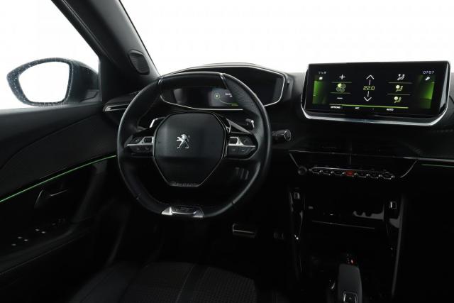 Peugeot 2008 image 3