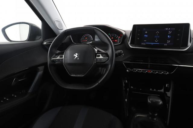 Peugeot 2008 image 7