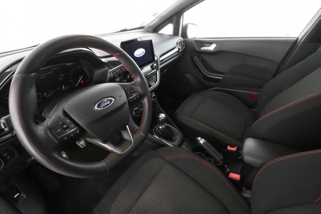 Ford Fiesta image 5