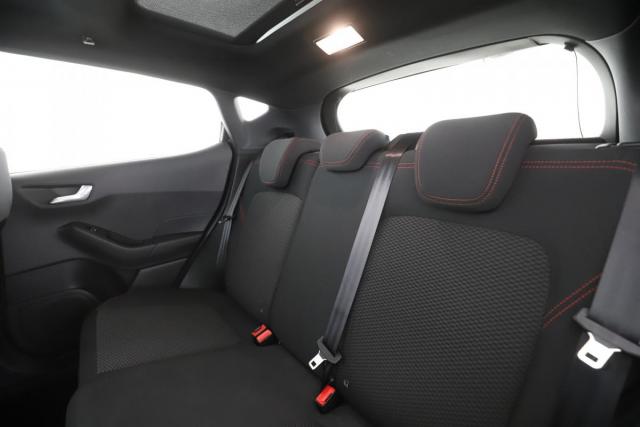 Ford Fiesta image 4