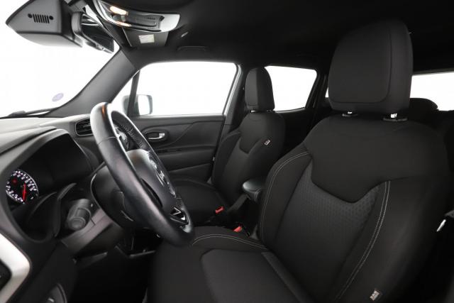 Jeep Renegade image 6