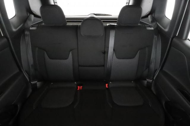 Jeep Renegade image 3