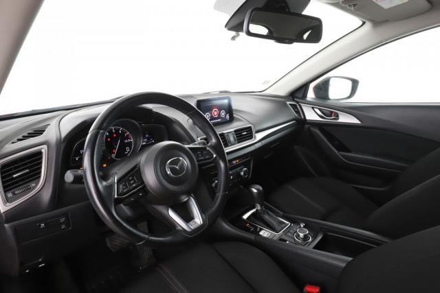 Mazda 3 image 6