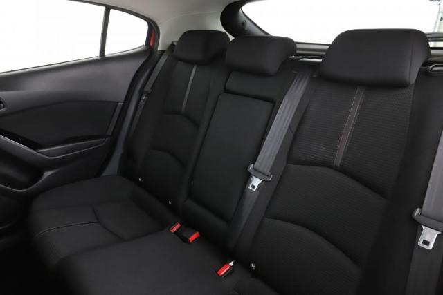 Mazda 3 image 5