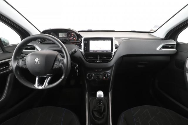 Peugeot 2008 image 5