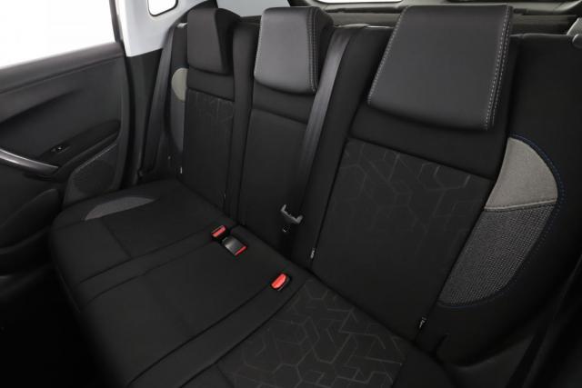 Peugeot 2008 image 3
