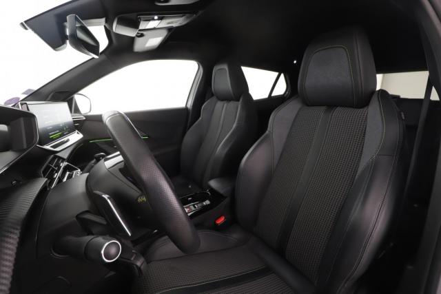 Peugeot 2008 image 1