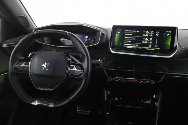 Peugeot 2008 image 6