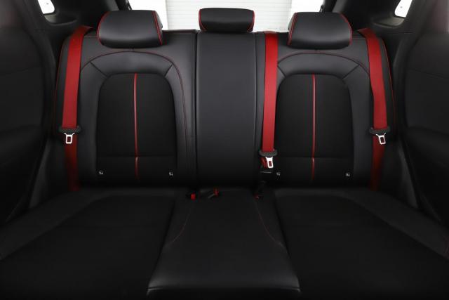 Hyundai Kona image 8