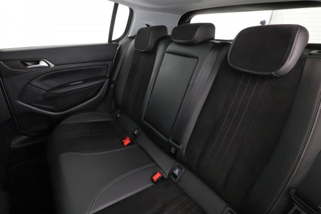 Peugeot 308 image 8