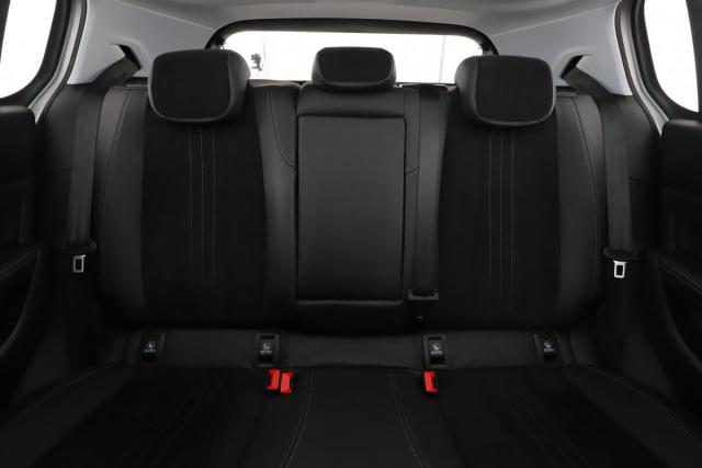 Peugeot 308 image 3