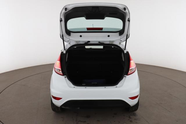 Ford Fiesta image 2