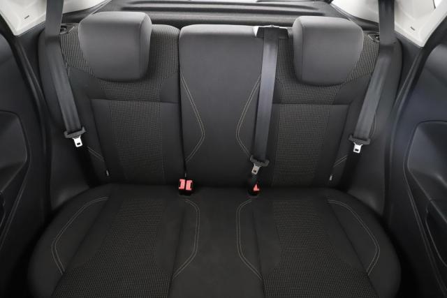 Ford Fiesta image 6