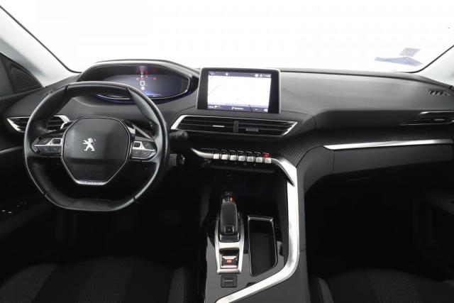 Peugeot 3008 image 2