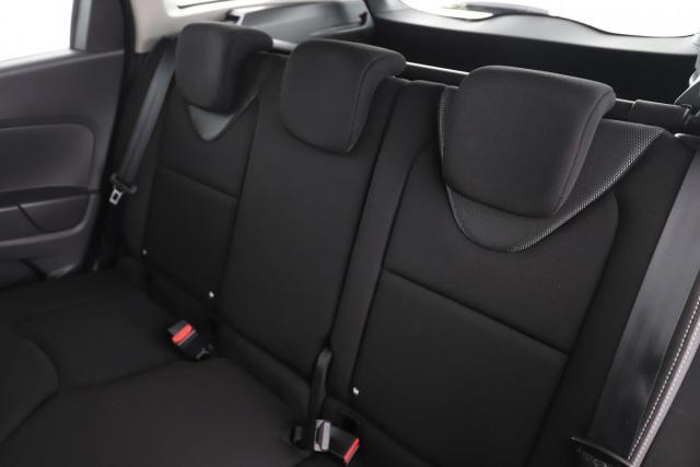 Renault Clio Estate image 3