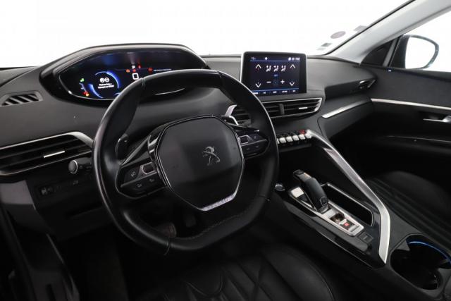Peugeot 3008 image 3