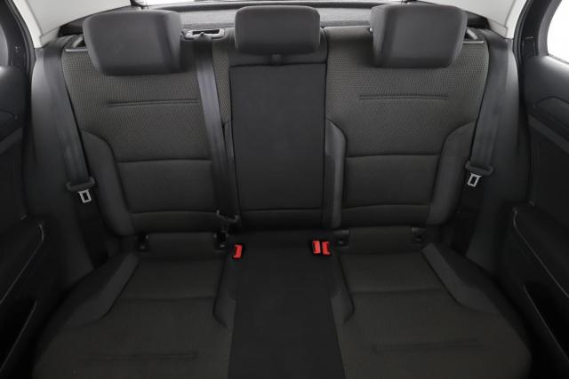 Volkswagen Golf image 3
