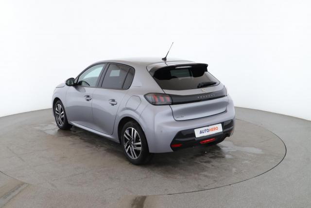 Peugeot 208 image 5