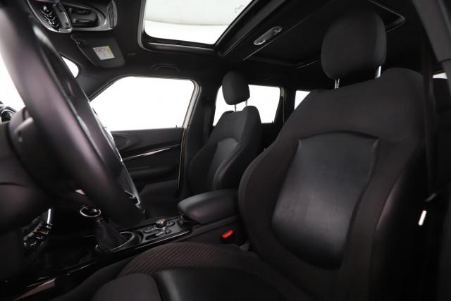 Mini Clubman image 8