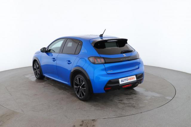 Peugeot 208 image 2