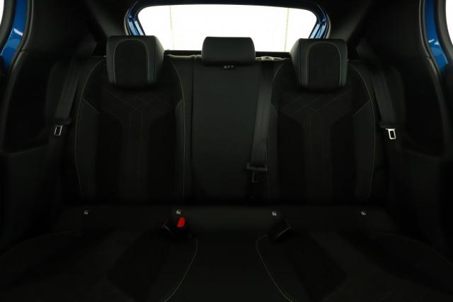Peugeot 208 image 6
