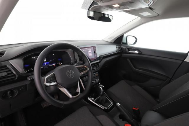 Volkswagen T-Cross image 3