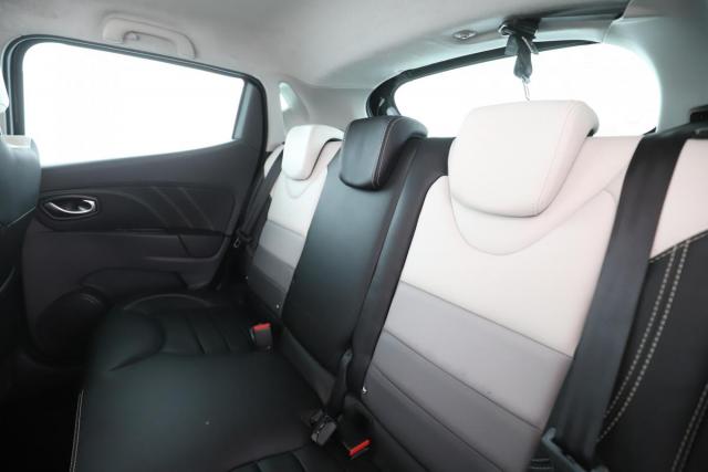 Renault Clio image 8